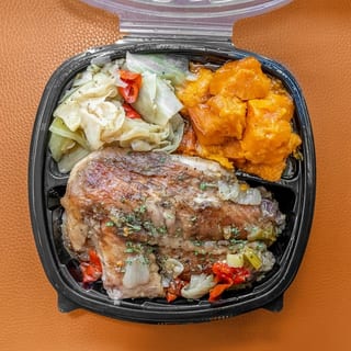 Smothered Turkey Wing Dinner