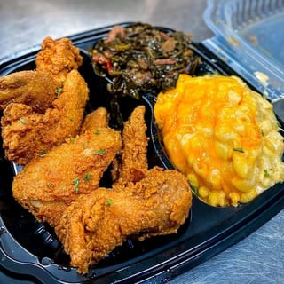 Fried Whole Chicken Wing Dinner